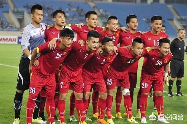 越南2-3伊拉克,最后时刻被绝杀,“越南梅西”“伊拉克梅西”皆有进球,如何评价?