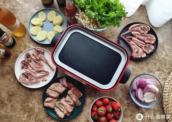 法迪欧网红锅测评：英伦格调功能全面，“美女江山”一锅全搞定