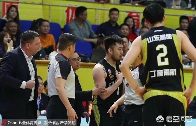 山东高速与浙江广厦的半决赛刚开始,睢冉就被罚下,对此你怎么看?