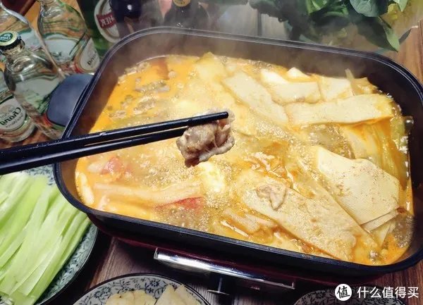 法迪欧网红锅测评：英伦格调功能全面，“美女江山”一锅全搞定