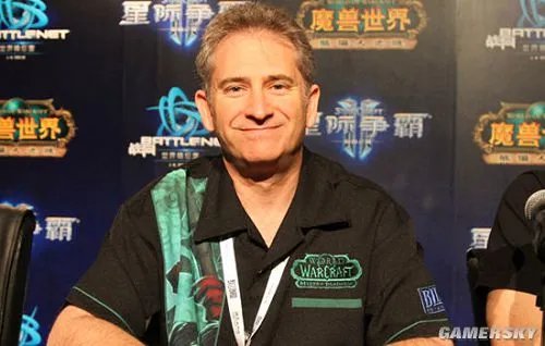 国服拥有《星际争霸2：自由之翼》畅玩版可免费升级到《星际争霸2：虫群之心》