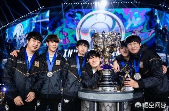 WE教练Joker评论IG参加快本，对电竞帮助不大，节目组才是赢家，你怎么看？