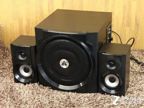 吃鸡必备 备受游戏玩家青睐的2.1音箱