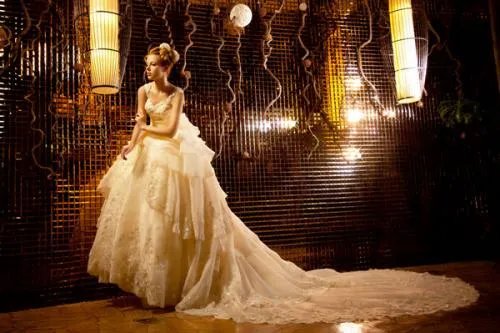 著名婚纱品牌有哪些 盘点国内5大婚纱品牌