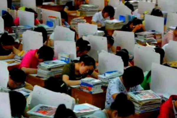 毛坦厂在上海招生，你认为它恐怖的学习氛围对孩子有好处吗？