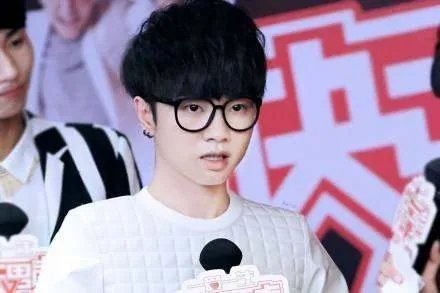 2013年的快乐男声人气最高的选手是谁?