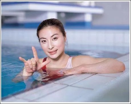 豪门媳妇郭晶晶一向低调素颜, 化妆后的她有多美呢?