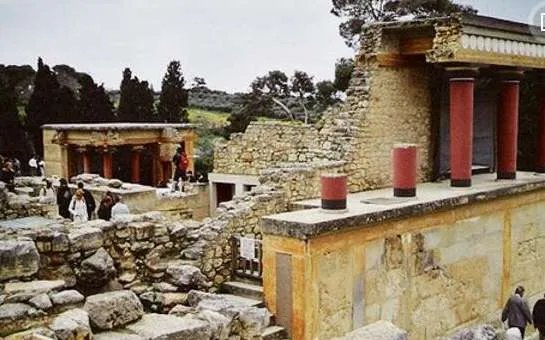 米诺斯王宫：辉煌无比的宫殿，神都会迷失