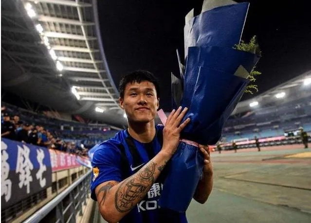 曝李昂因病退队 随后紧急辟谣表示自己一切安好