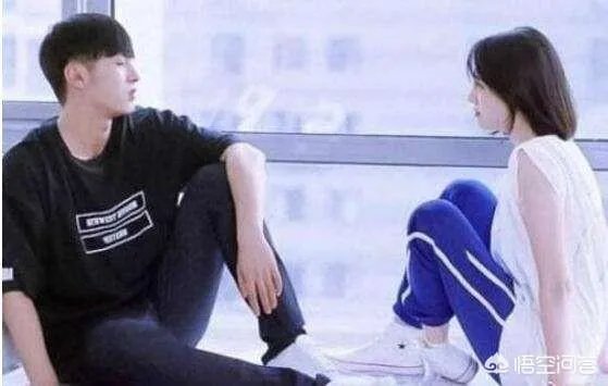 《青春斗》大结局，关山劈腿，赵聪没出现，闺蜜都散了，向真是不是最可怜的？