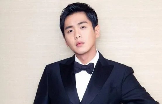 拥有北京四合院的三位明星，除了成龙，你还想到了谁？