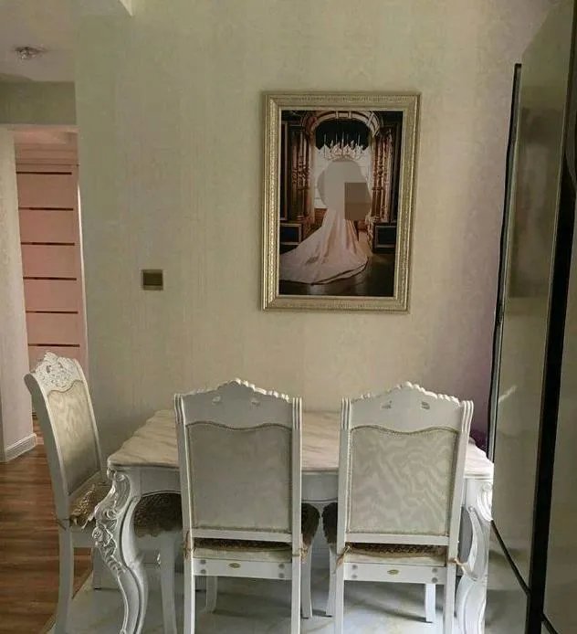 夫妻俩住进昆明婆婆装修的婚房，看到厕所媳妇就崩溃了