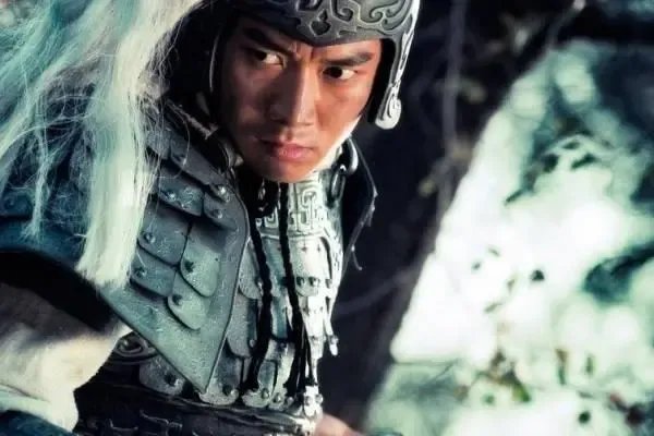 赵云之死，诸葛亮只是泪流满面，为何张苞之死，他却吐血晕倒？