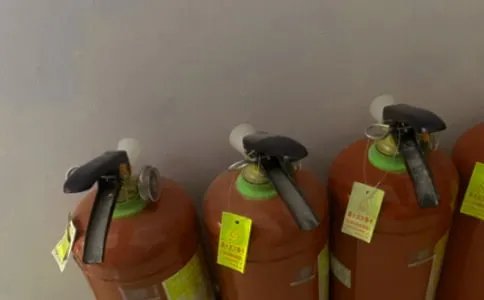 泡沫灭火器适用于