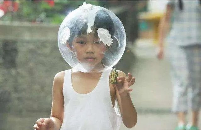 港片《岁月神偷》怎么评价?