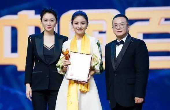 陈建斌胡可获第29届华鼎奖最佳男女主，你觉得是实至名归吗？