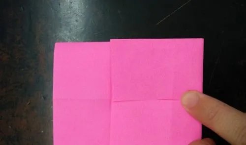 怎么用折纸制作糖果盒子