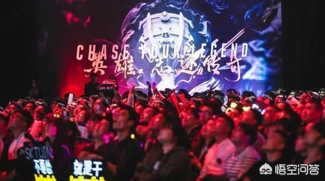 英雄联盟Rookie照片上综艺被认错，关晓彤一句话受到玩家吐槽，到底怎么回事呢？