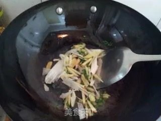 正宗炒凉皮的做法窍门