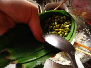 三角粽----多图详解如何用小粽叶包出迷人的三角粽