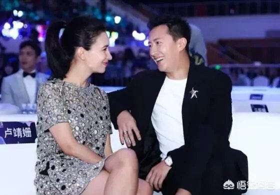 韩庚卢靖姗恋情公布后一同出席YC盛典，你怎么看？