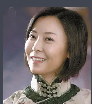 瞿霞是怎么死的？