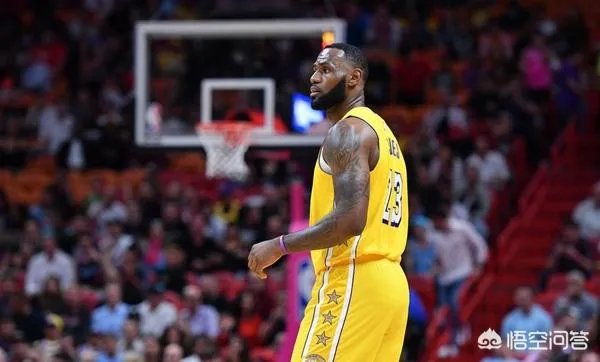 12月14日湖人拿下客场13连胜,同时终结热火主场11连胜,你怎么看?