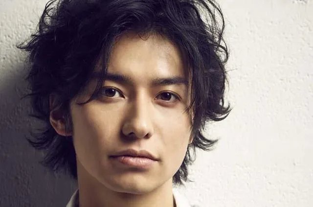 《假面骑士》build到底有多少梗？