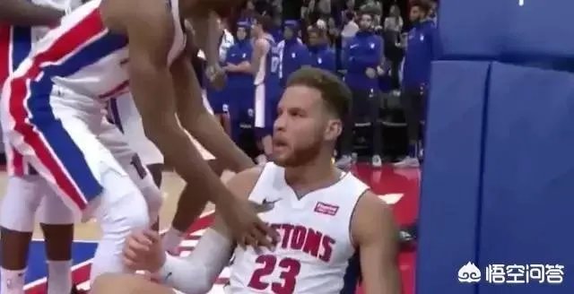 NBA裁判报公布，格里芬绝杀球是走步加进攻犯规，联盟会改变比赛结果吗？