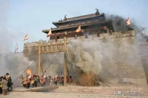 《神雕侠侣》描写的襄阳大战是因为杨过击杀蒙哥可汗而胜利，那真实的故事是怎样的？