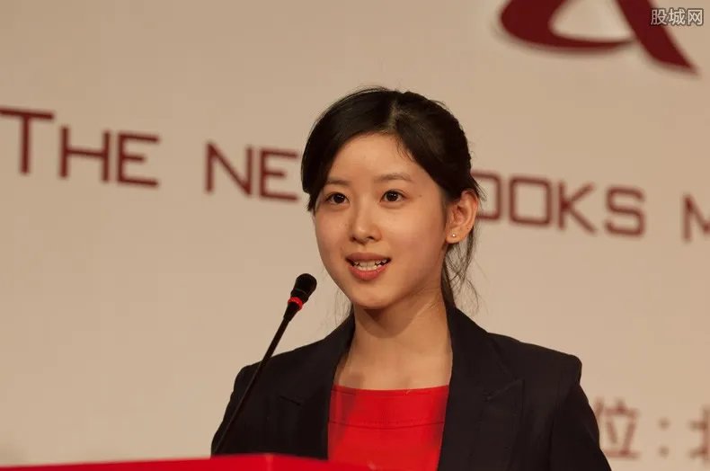 刘东强结过几次婚 刘东强前妻是谁龚小京照片