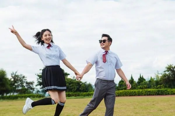 沙溢自爆跟妻子刚开始的生活很艰苦，但是他们是怎么做到恩爱的？