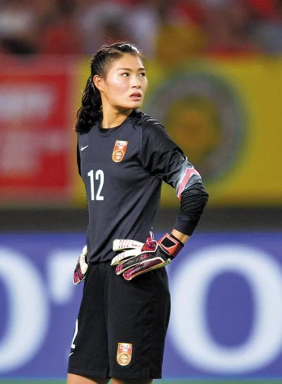 如何评价中国女足门将王飞加盟拜仁女队?