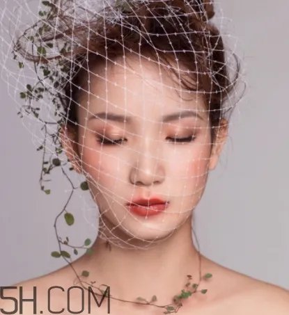 2018流行什么妆容？2018女性流行妆容