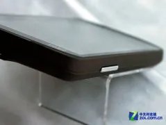 大屏性能旗舰机型 中兴U960报价1699元