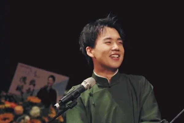 白敬亭称想加郭麒麟好友，他对郭麒麟有何看法？