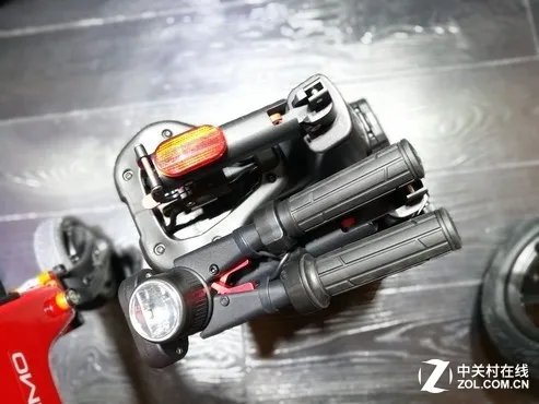 一张A3纸大小 喜摩H1微型折叠电动车