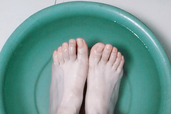 醋泡脚的功效与作用有哪些