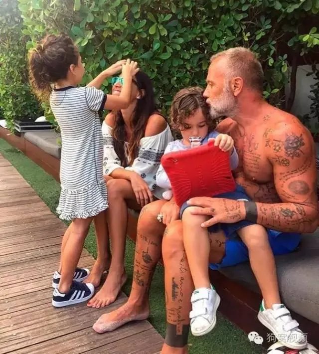 这位大叔没有90岁，值得你爱的不仅是肉体！