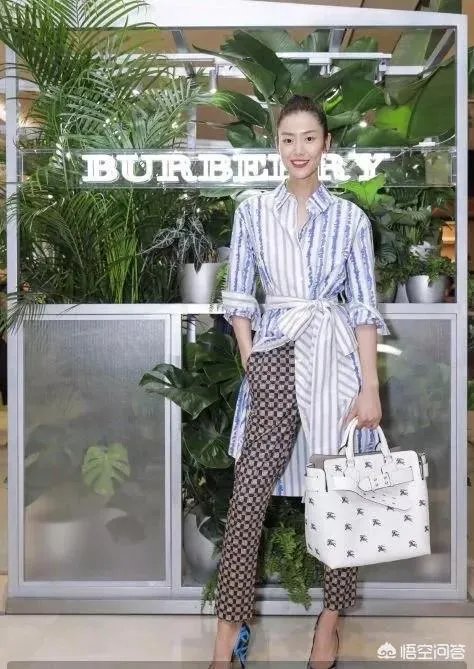 有哪些设计简单上身有气质的女装品牌？