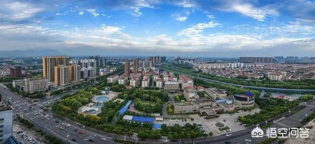 老家是河南济源的，想入手二手房，但是都说房价会降，再等一等，房价真的会降吗？