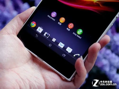6.44英寸+首款骁龙800 索尼XL39h评测