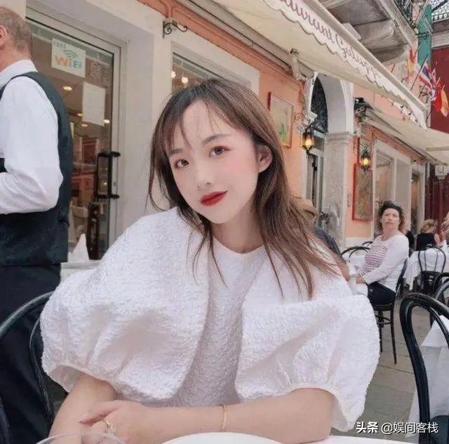 kakakaoo网红阿沁是怎么火起来的？