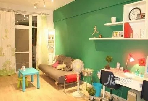 好色女袒露内心 激情晾晒80平完美家