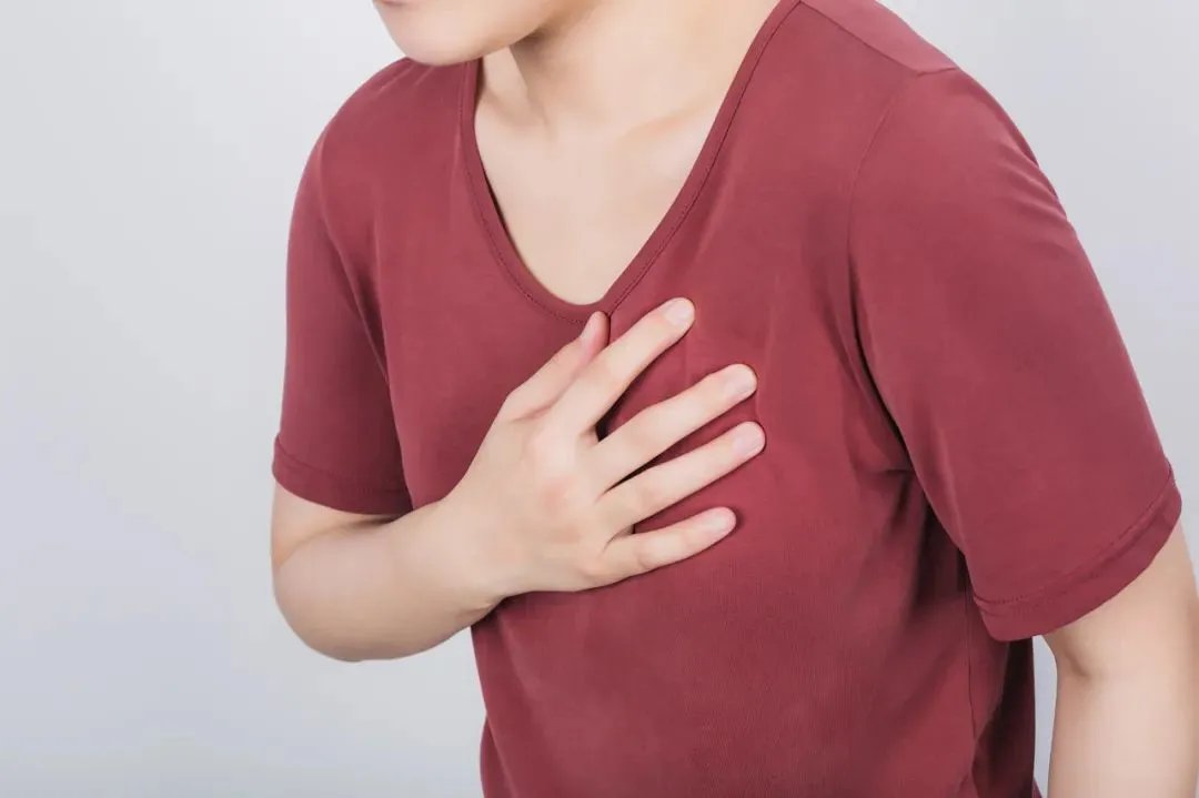 痛心！马拉松运动猝死频发，运动时出现以下症状需警惕