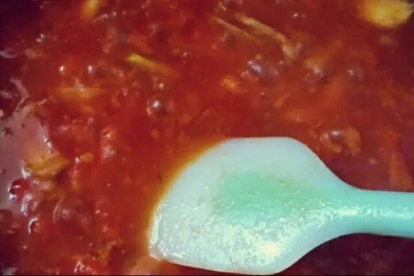 清汤火锅底料有怎样的做法？