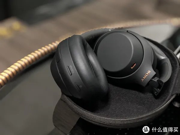 降噪耳机买什么?这款索尼WH-1000XM4音质简直不要太好