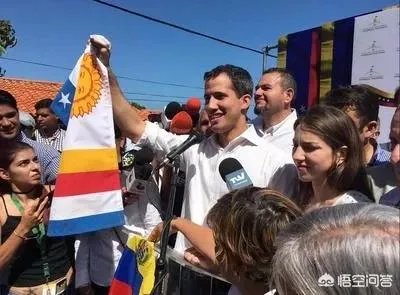 俄军士兵刚到委内瑞拉，瓜伊多被打，为何马杜罗不趁机抓捕打人者和瓜伊多进行审讯？