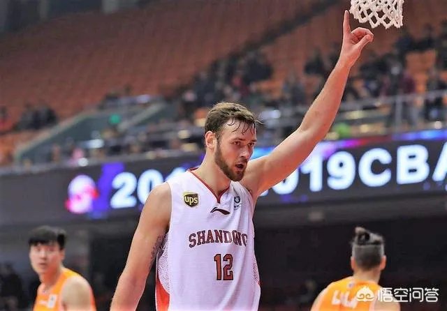 广厦男篮116:82大胜山东男篮，赛后有球迷希望西王退出山东，对此你怎么看？