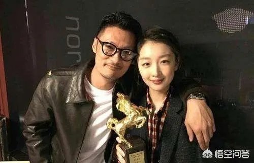 为什么周冬雨年纪不大但是在圈里的人脉这么广？